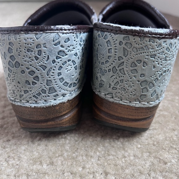 dansko XP clog blue lace chambray pattern size 41 - Picture 6 of 12